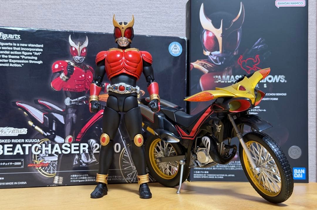 真骨彫 クウガ　フィギュアーツ ビートチェイサー2000【中古】