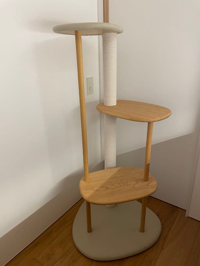 カリモク　木製　3段キャットタワー
