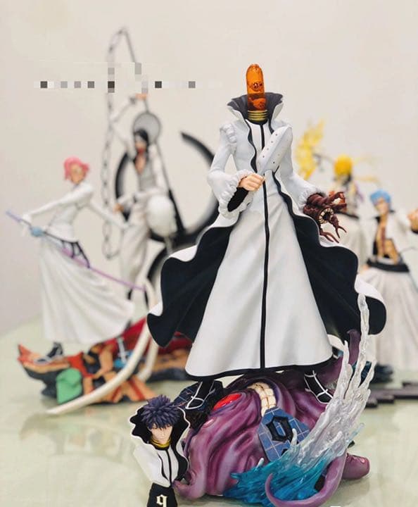 BLEACH 黒衣少年図 アーロニーロ1/8ガレージキット ガレキ スタチュー①