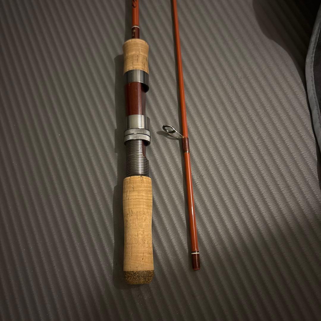 パームス エゲリア　トラウトロッド