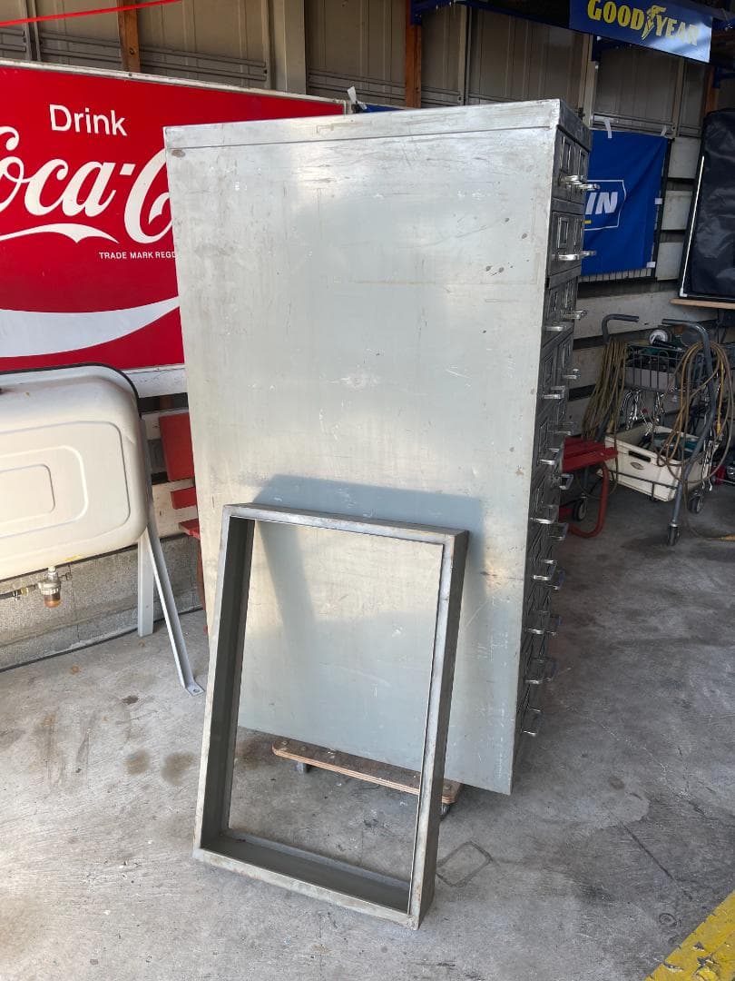 ❤️❤️❤️引き取り限定　棚 スチール 鉄錆物　ブロカント　多肉&セダム　古道具