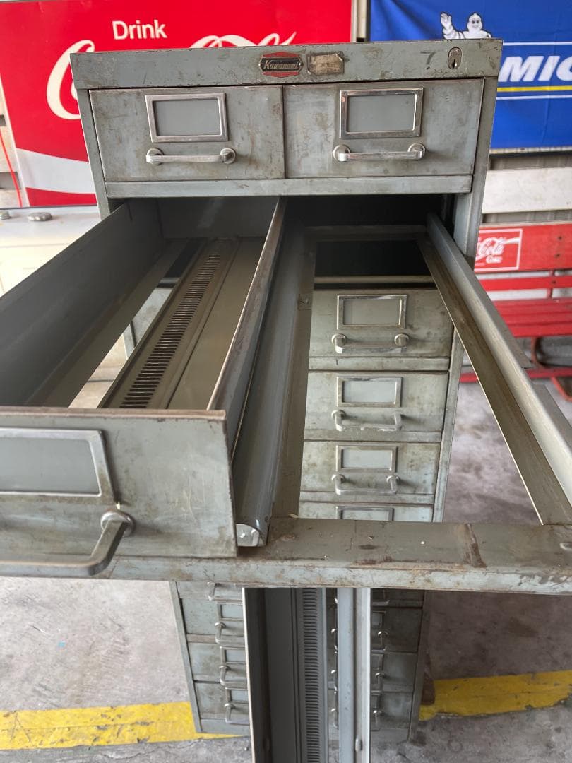 ❤️❤️❤️引き取り限定　棚 スチール 鉄錆物　ブロカント　多肉&セダム　古道具