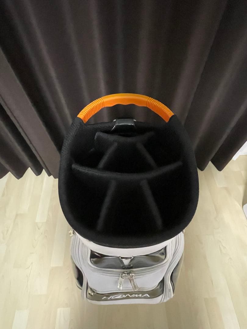 本間ゴルフ　HONMA ツアーワールドキャディバッグ