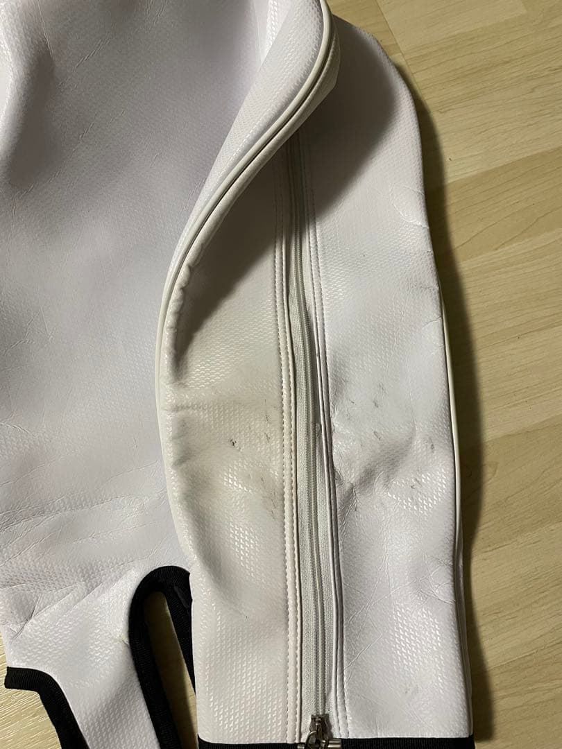 本間ゴルフ　HONMA ツアーワールドキャディバッグ