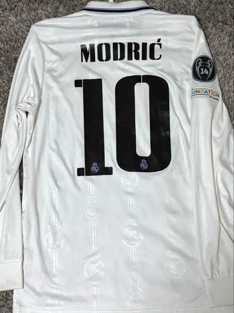 【正規品】レアル・マドリード モドリッチ ユニフォーム 10番 クロアチア