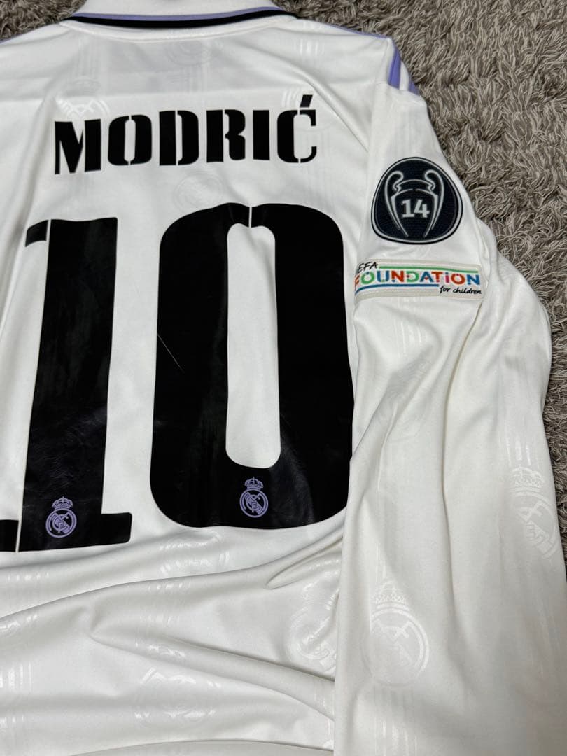【正規品】レアル・マドリード モドリッチ ユニフォーム 10番 クロアチア