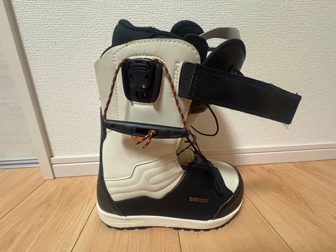 ディーラックス　エンパイア　23.5