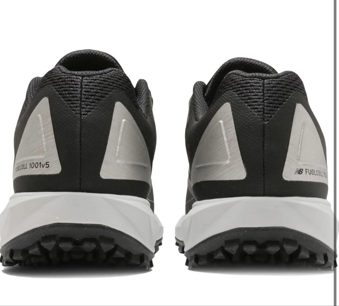 ✨訳あり新品 24.5cm ニューバランス ゴルフシューズ スパイクレス 軽量