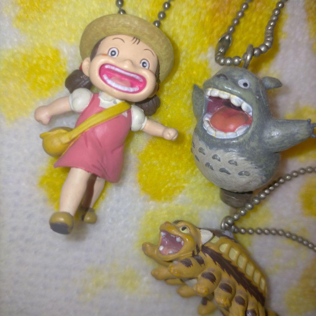 となりのトトロ！トトロ・ネコバス・メイ フィギュア ストラップセット まとめ売り