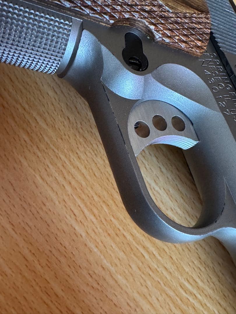 B.W.C SPRINGFIELD V12 CUSTOM H.W. モデルガン