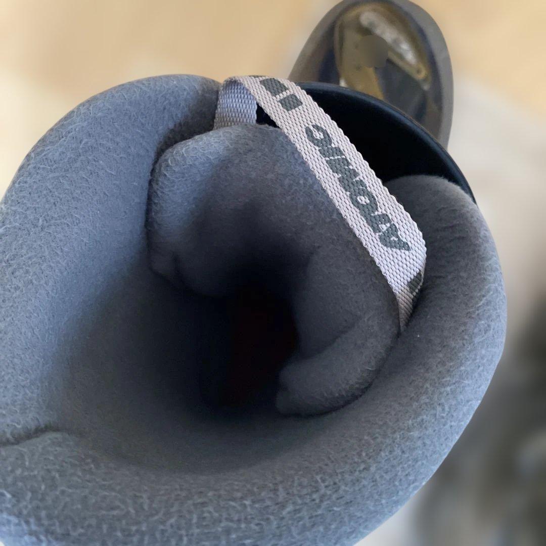 ATOMIC スキーブーツ　中古品　サイズ不明です