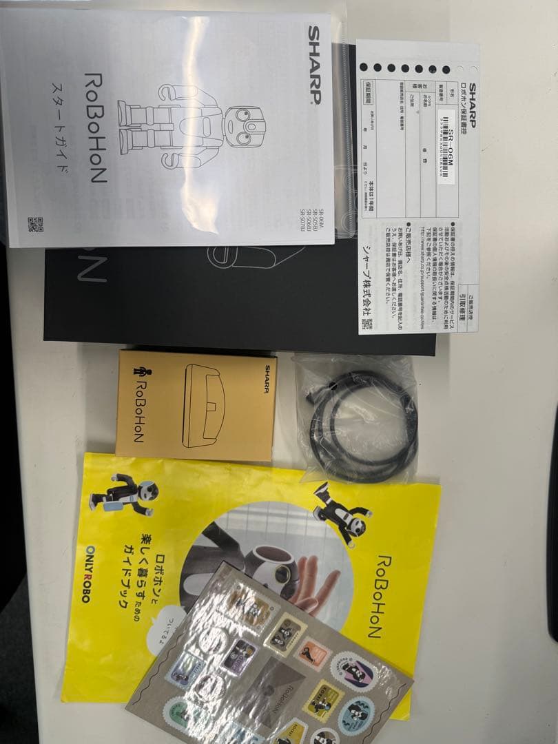 RoBoHoN 本体 ロボット SHARP SR-06M