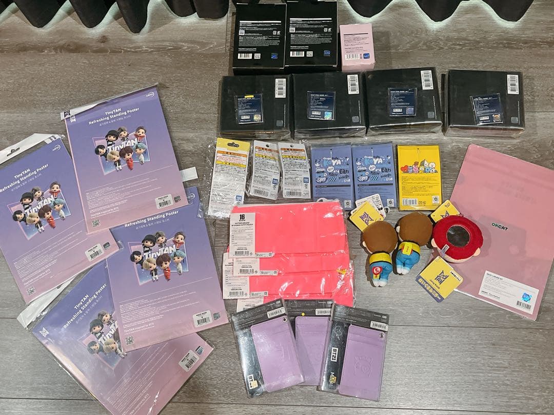 BT21 タイニータン グッズ フィギュア等　まとめ売り アイドル　セット