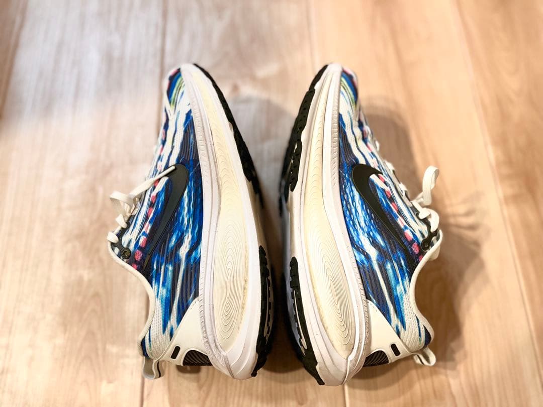 【当日または翌日発送】ナイキ ボメロ18 25.5cm 蛍光