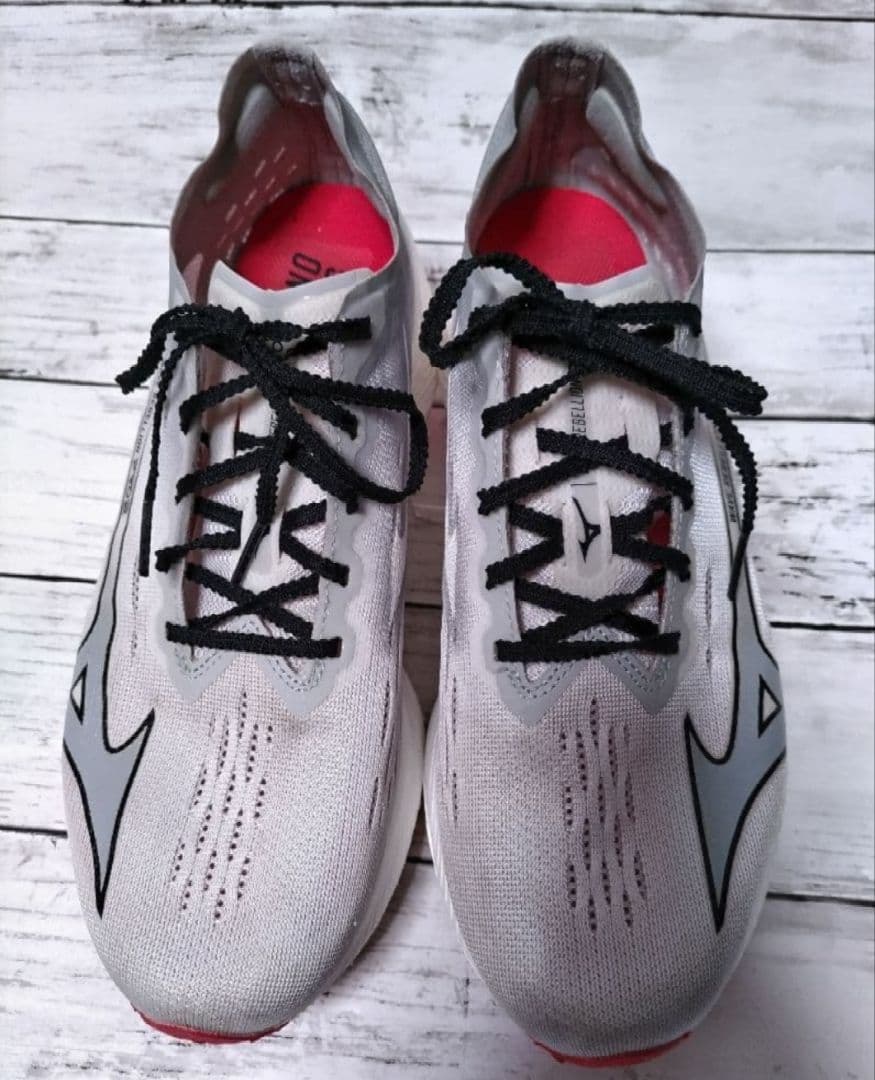 ミズノ　ウエーブリベリオンプロ 2 　ランニングシューズ