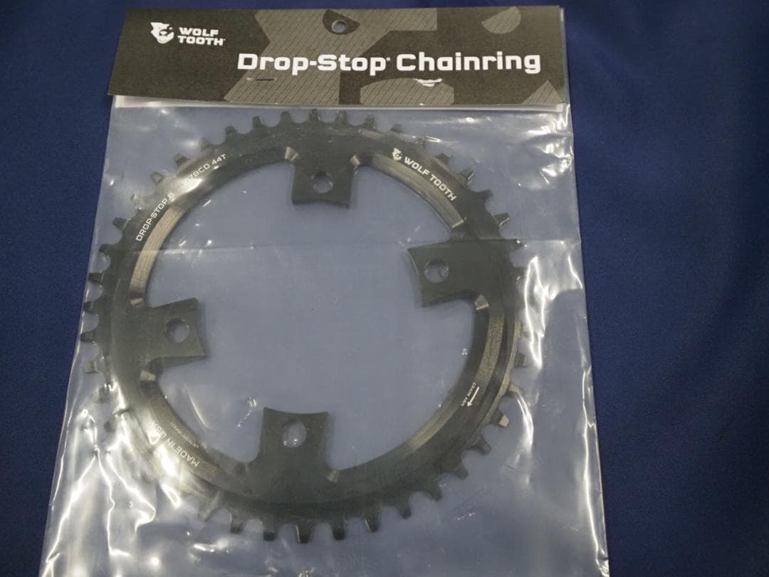 未使用ウルフトゥース Drop-Stop チェーンリング 44T 107BCD