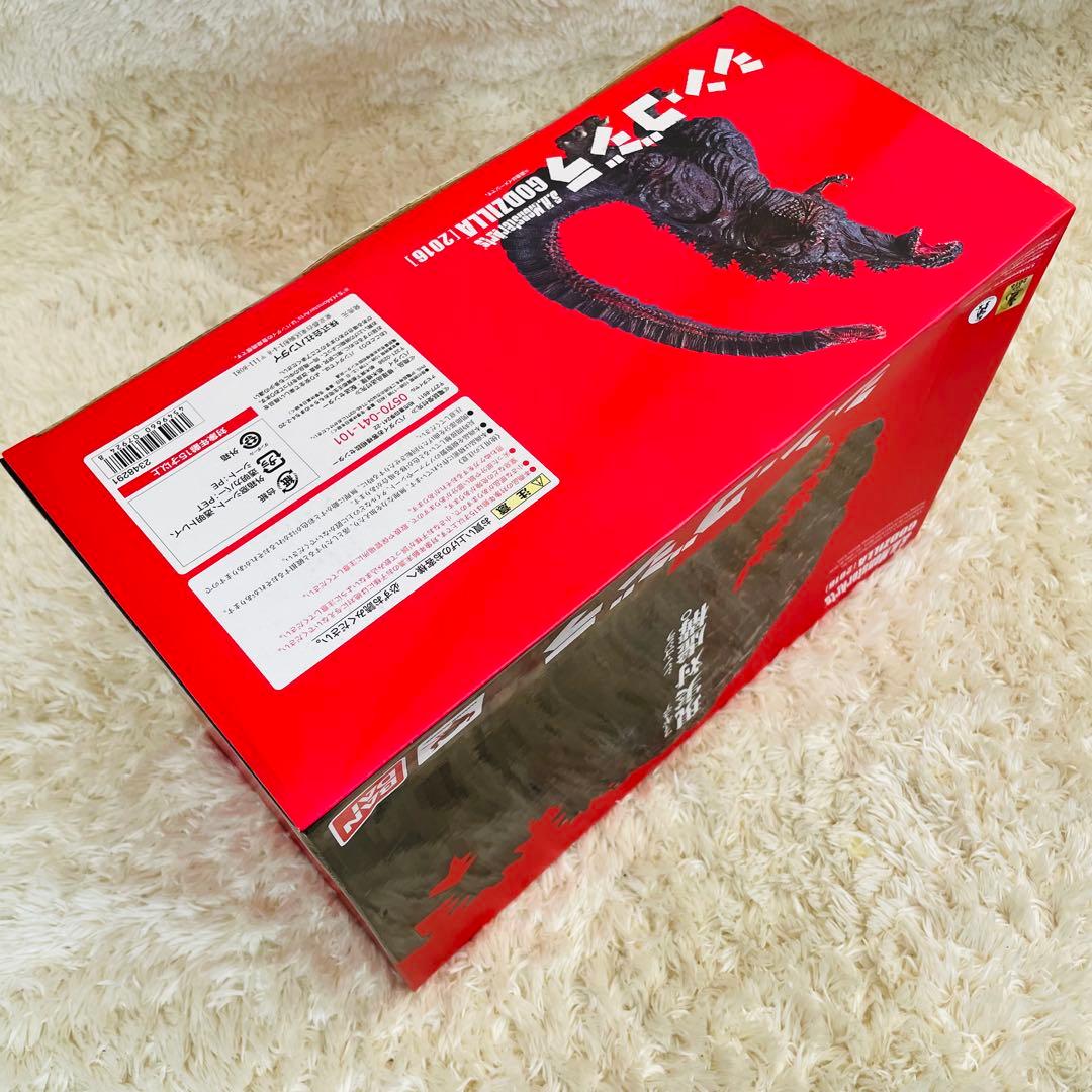 未開封✨　バンダイ　S.H.モンスターアーツ　シン・ゴジラ　ゴジラ 2016