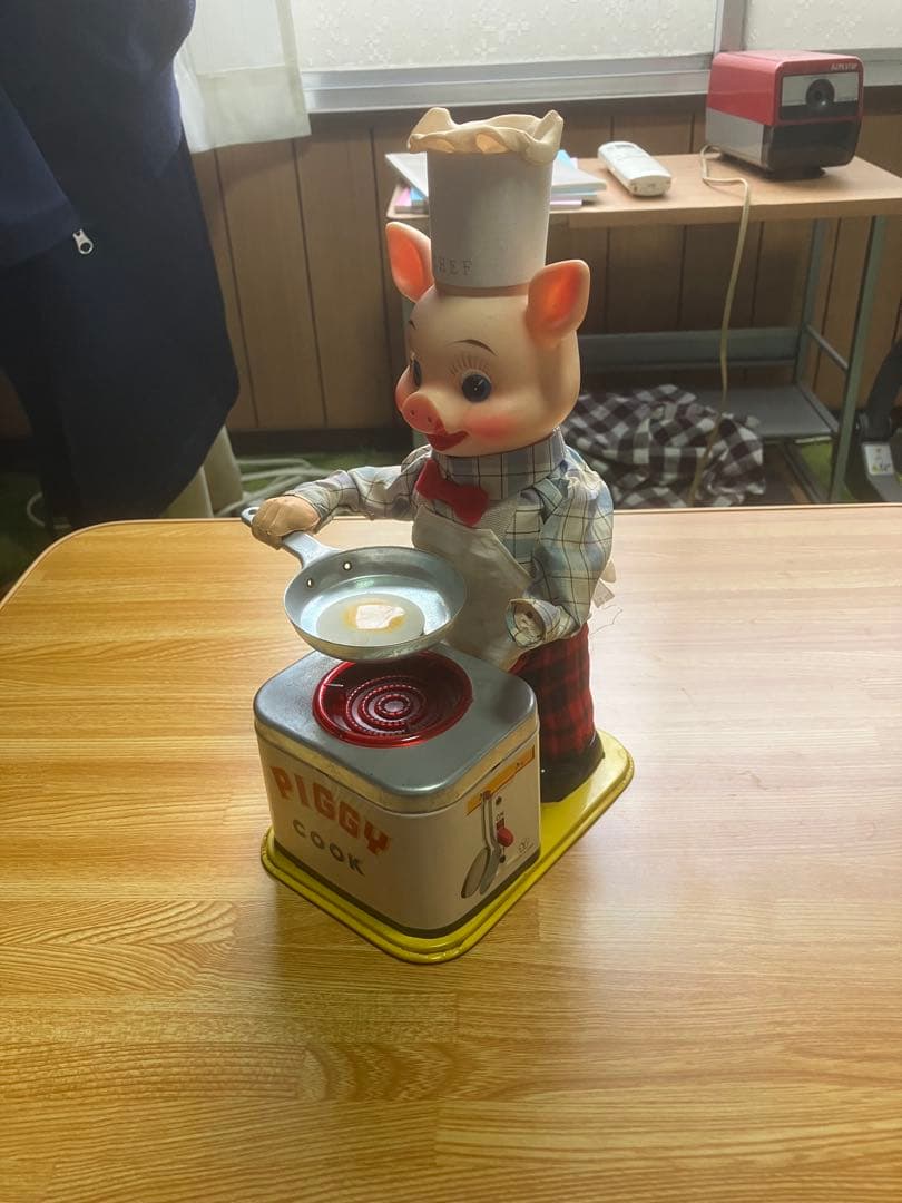 ピギーコック　　［豚のコックさん］