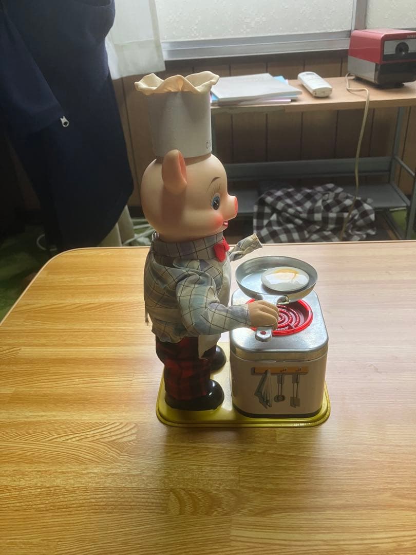 ピギーコック　　［豚のコックさん］