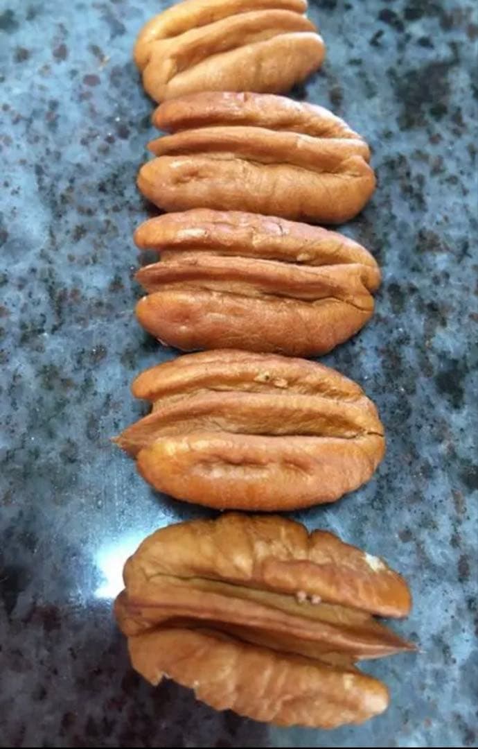 ピーカンナッツ 2026年　国産　750g×5袋　残りわずか