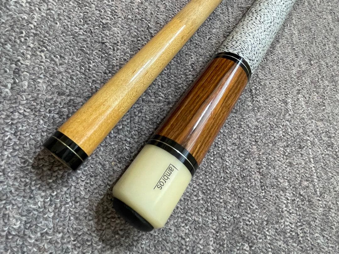 ビリヤード　lambros cue