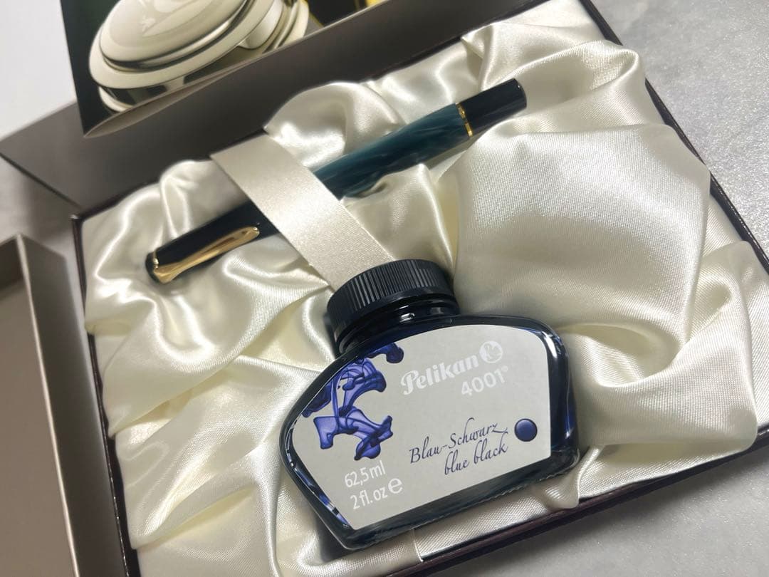 ペリカン　万年筆　Pelikan クラシックM200マーブルグリーン