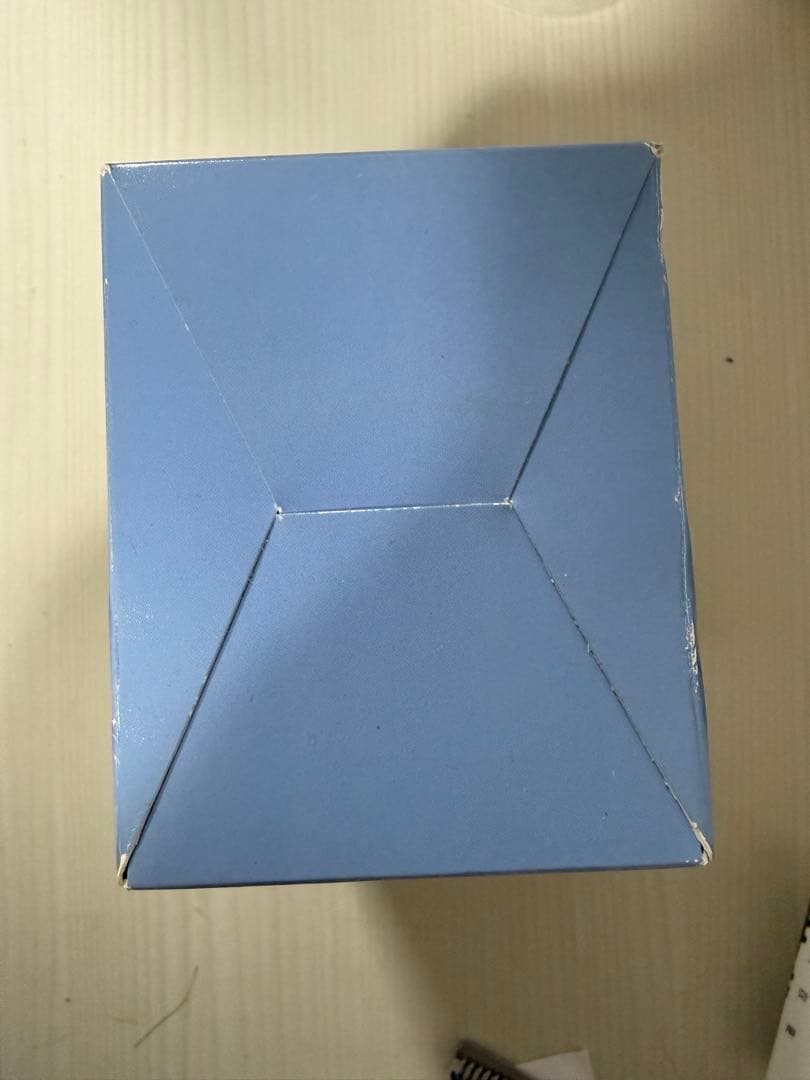 ヘタリア　つのたりあ　キャラバッジ　一箱　未開封