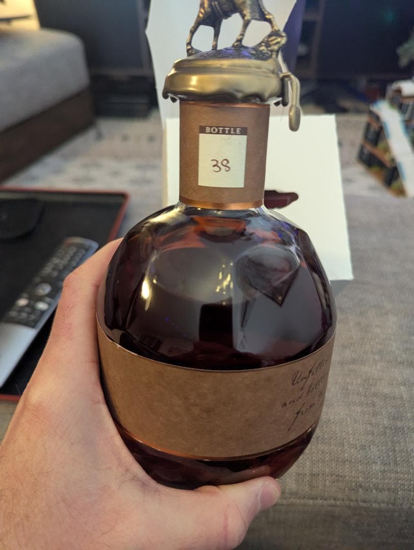 ウイスキー Blanton's Straight From The Barrel 700ml
