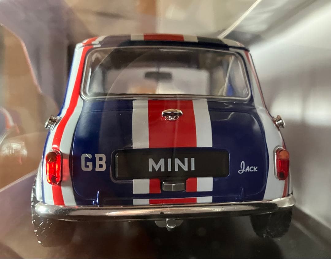 1/18 モーリスMINI クーパーユニオンジャックミニカー 新品未使用未開封