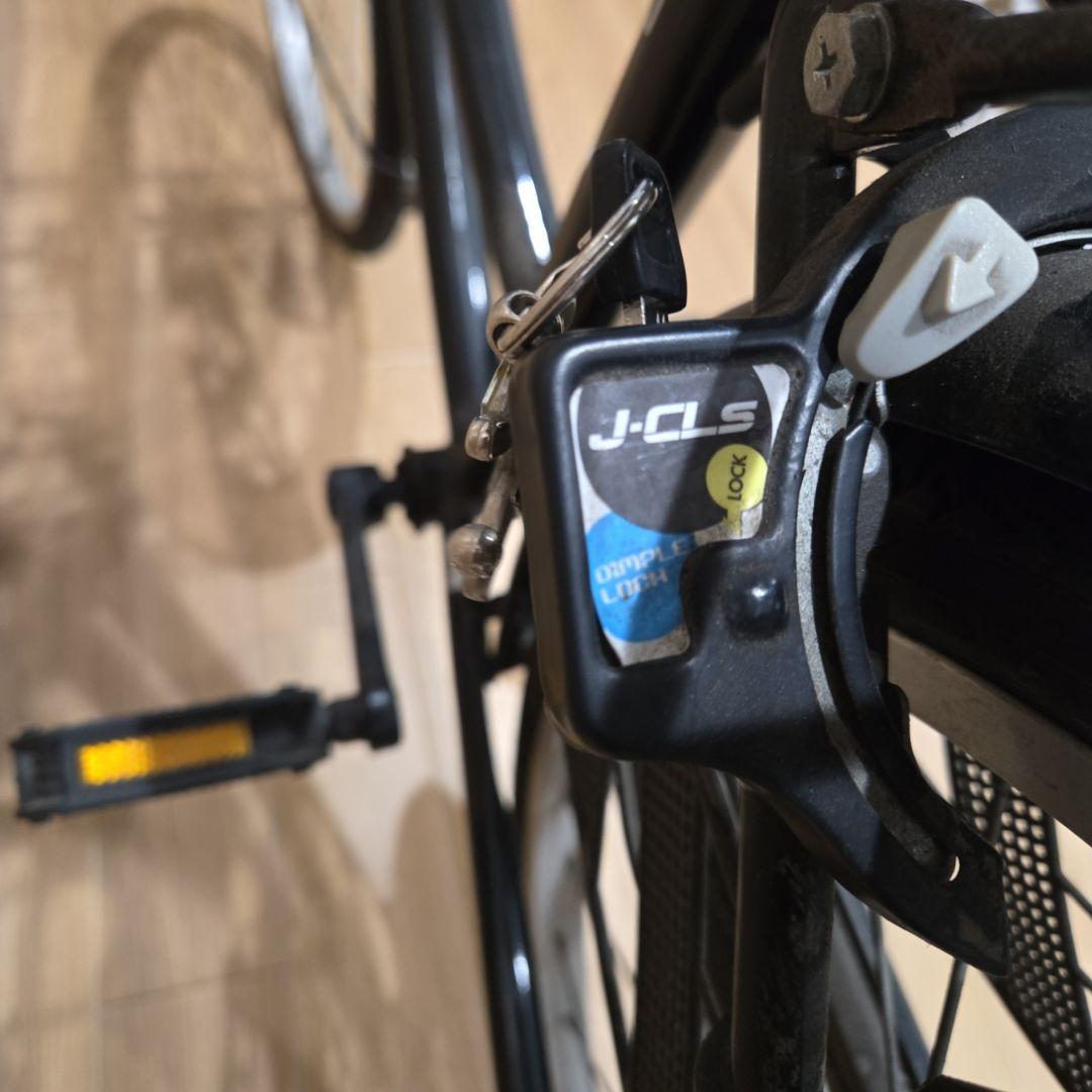 下関市引取限定 自転車 26インチ 黒 ライト付き 鍵付き