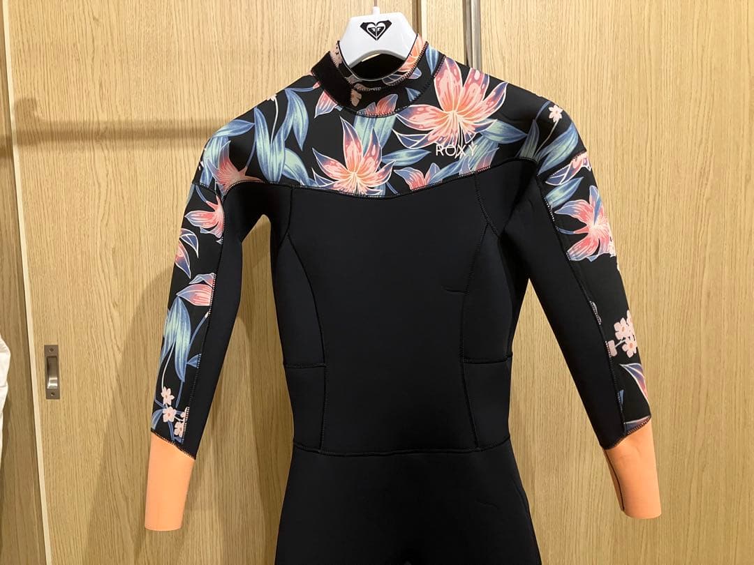 ロキシー　ウエット　フルスーツ　3ミリ×2ミリ