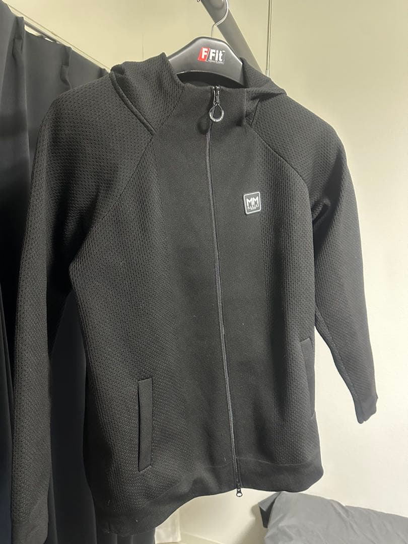 muta モールディングニット ジップアップパーカー　ブラック