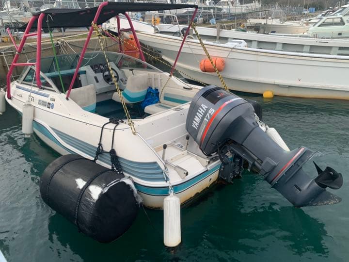 動画あり175馬力ヤマハスピード40ノット船　船体　ボート　船外機