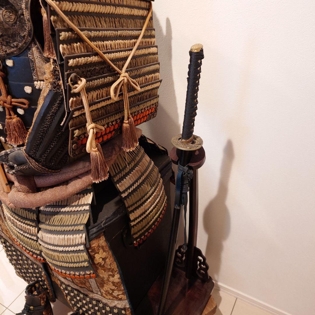 甲冑 鎧兜 等身大 観賞用 置物 模造刀 収納箱（櫃）付き