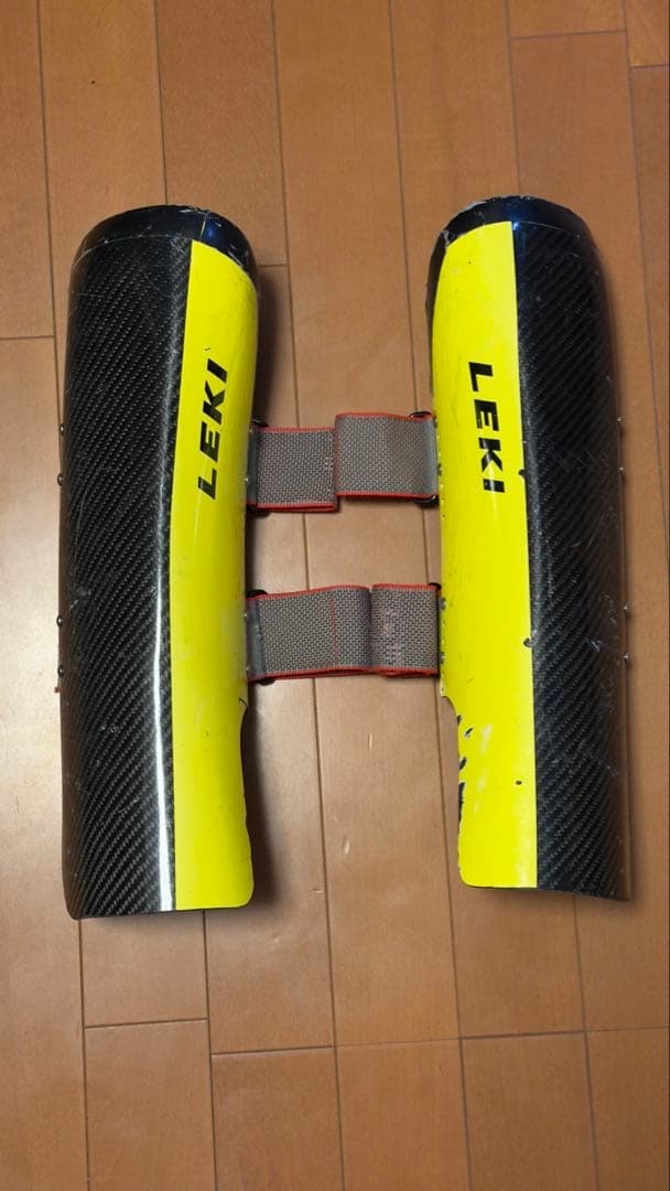 LEKI スキー用カーボンプロテクター レガース