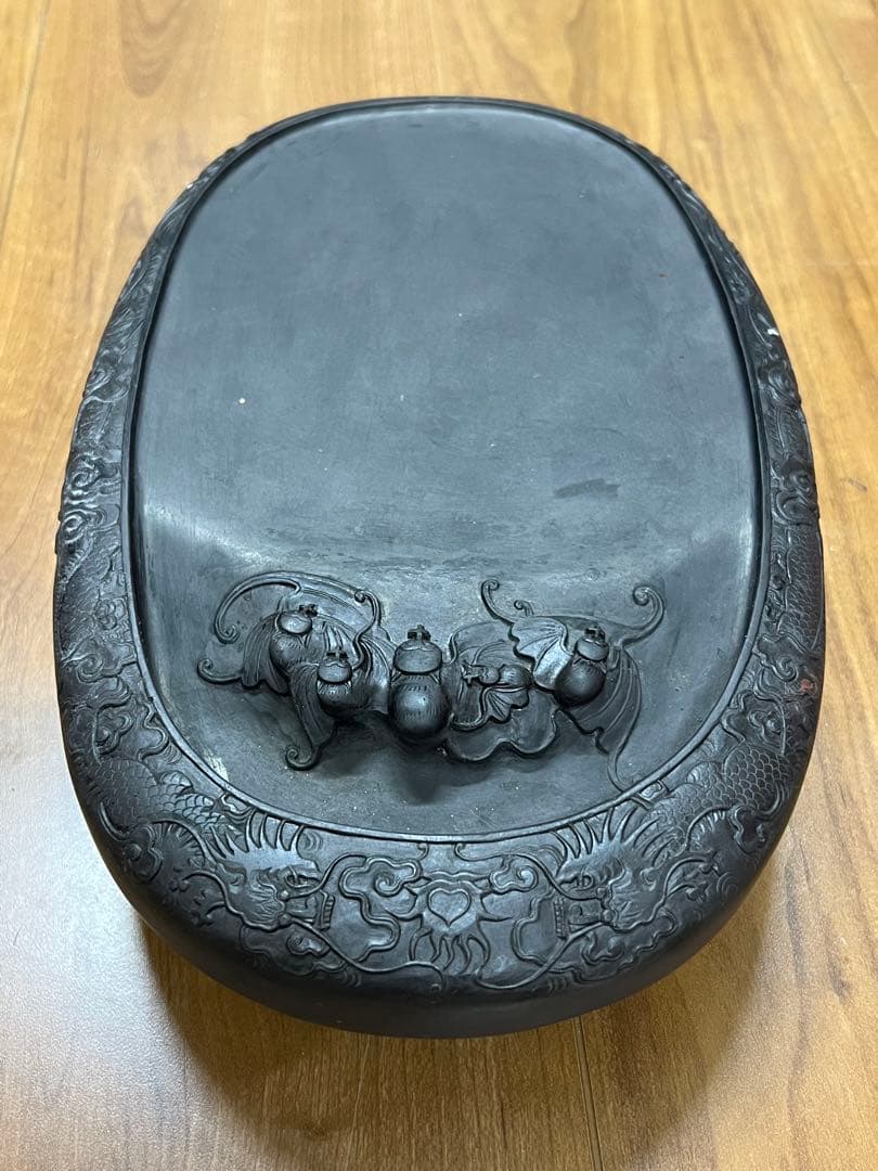 中国古美術　歙州　蝙蝠龍紋硯　硯　書　端渓硯 / 西X-44