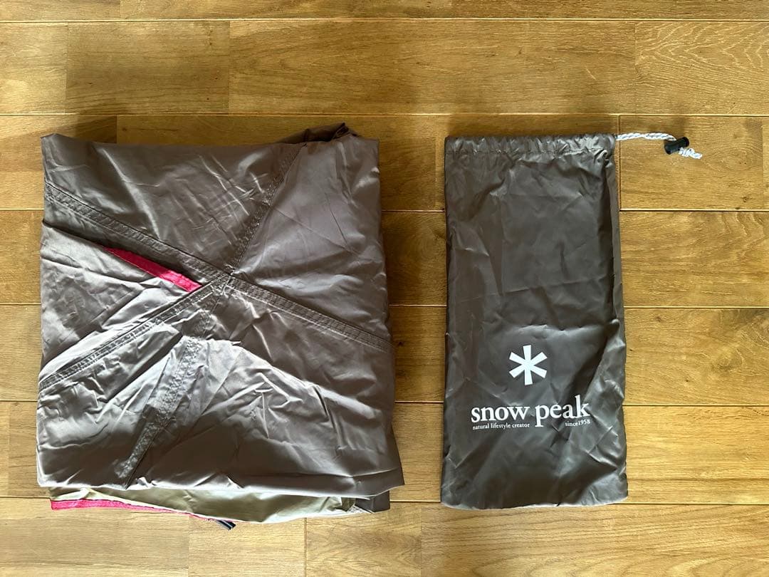  Peak ラウンジシェル &フロアマット　他オプション付き