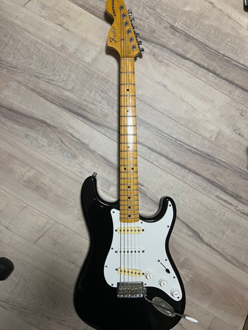 【最終価格】Fender Japan ストラトキャスター リバースヘッド