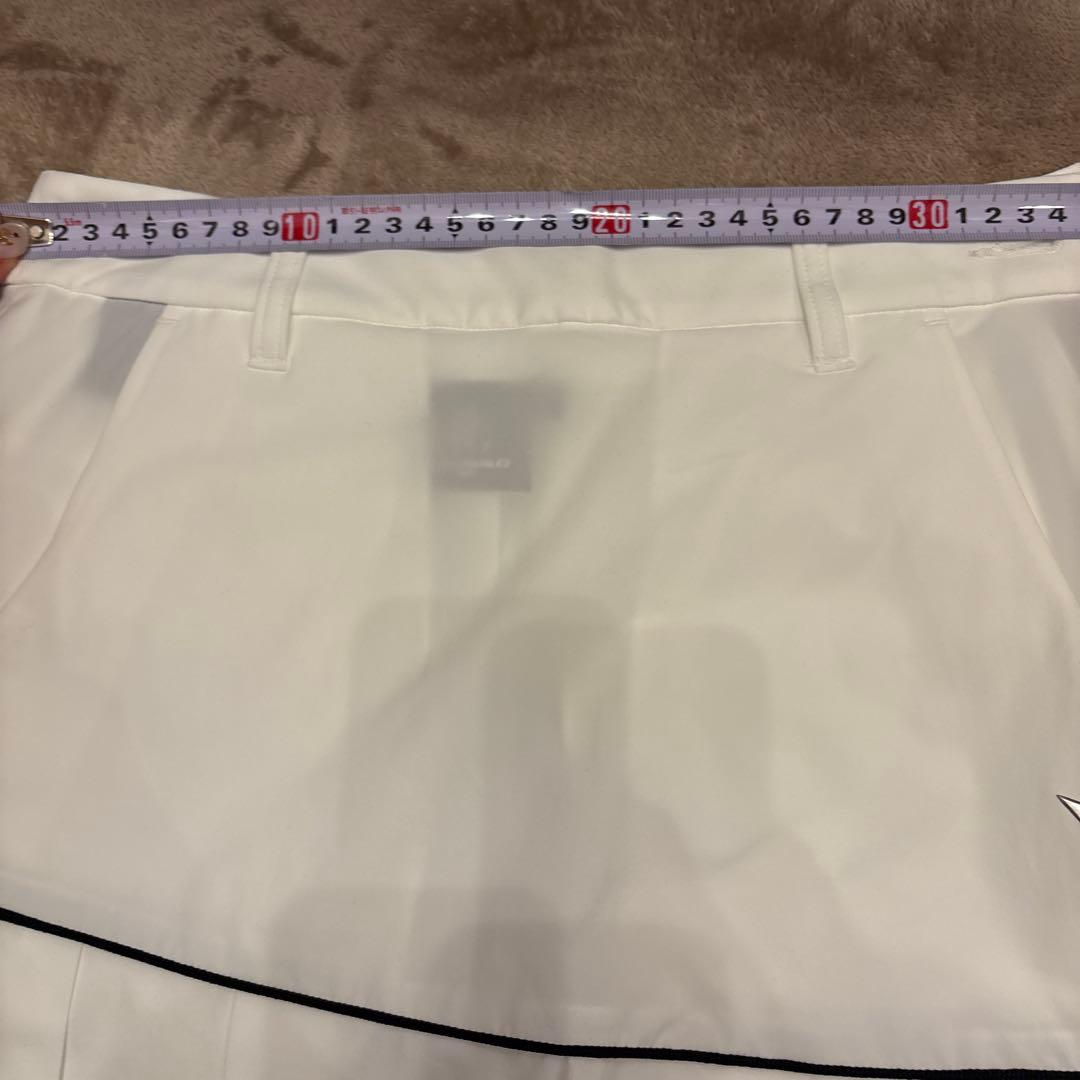 1PIU1UGUALE3 ゴルフ レディーススカート ホワイト