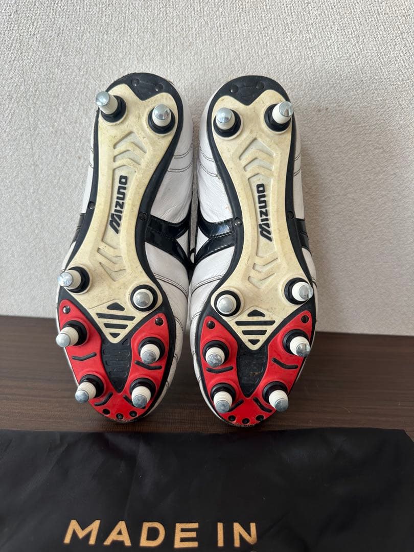 モレリア ホワイト×ブラックMIZUNO|ミズノサッカー取替式スパイク24.5