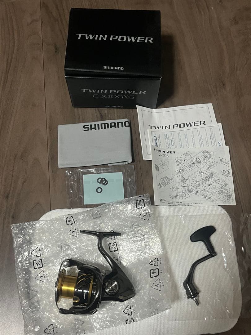 シマノ　20ツインパワー　C3000XG