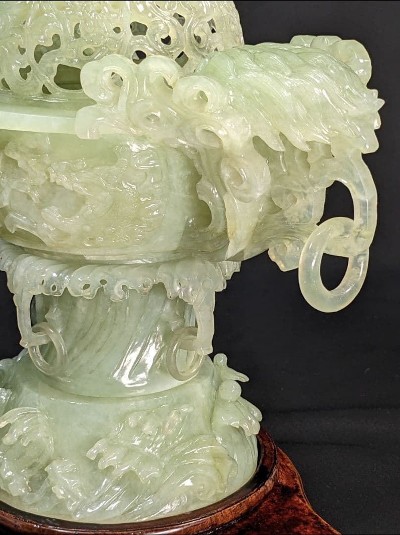 未使用　岫玉　天然石　特大香炉　遊環 龍 干支 透かし彫り 浮彫り 手彫り波唐草