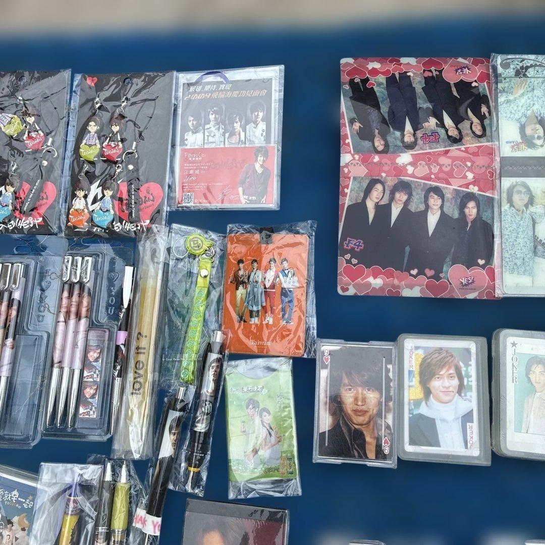 超希少品多数新品未使用品 アイドルf4 台湾アイドルf4 ヴィック・チョウ周渝民