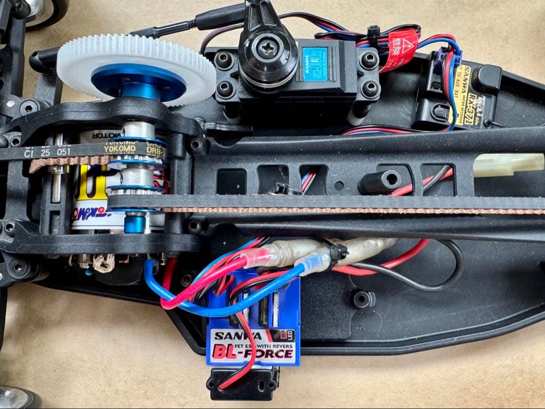 カ*ィ様 ヨコモ ドリフトパッケージ DIB Ver.RS ボディ/メカ付 完動