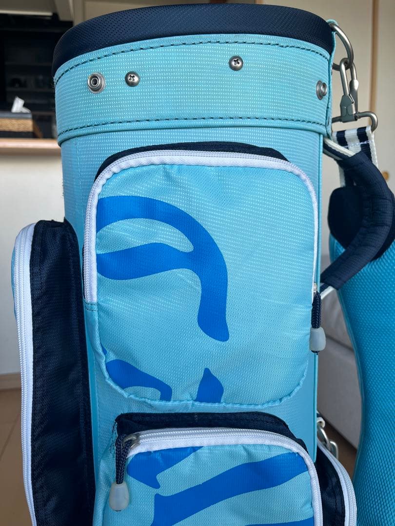 良品キャロウェイ　カートキャディバッグ　　レディース軽量コンパクト8.5型 水色