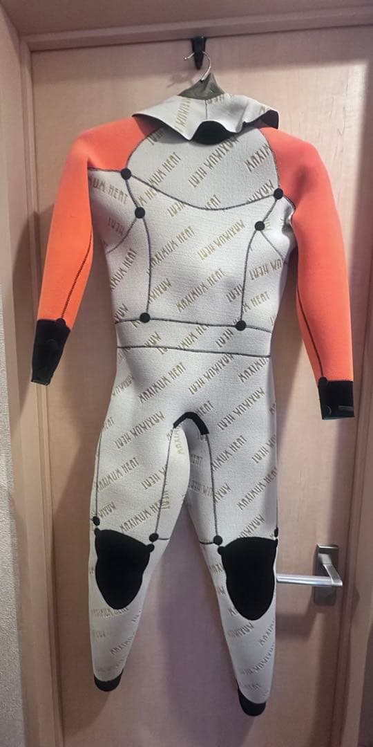 12/3まで限定お値下げ セミドライ ウエットスーツ MLサイズ