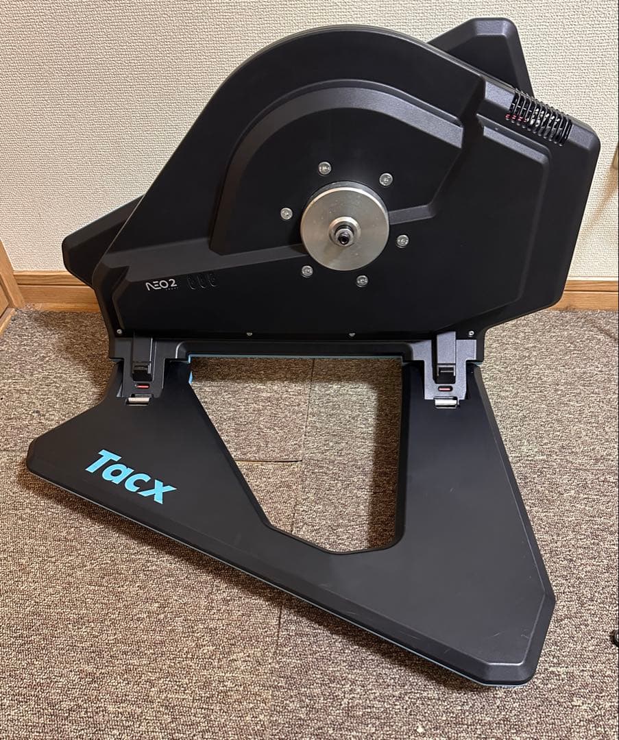 Garmin　スマートローラー　Tacx　Neo 2 Smart