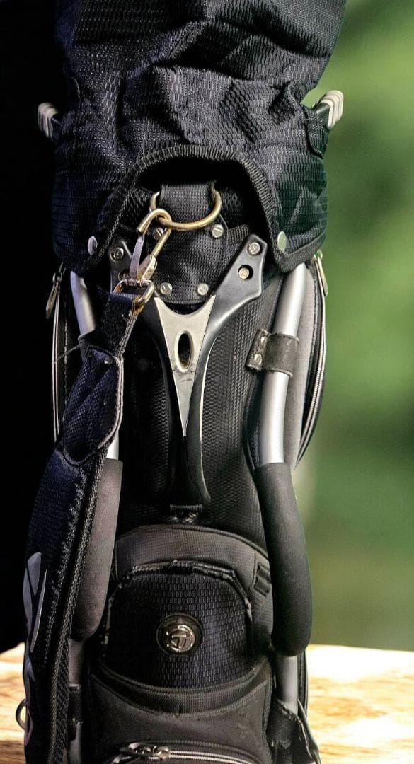 送料無料/美品　TaylorMade １４分割　レアモデル大型キャディバッグ