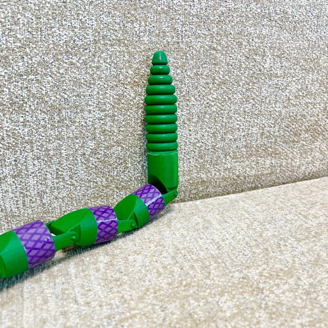 トイストーリー スネーク 絶版 実物大