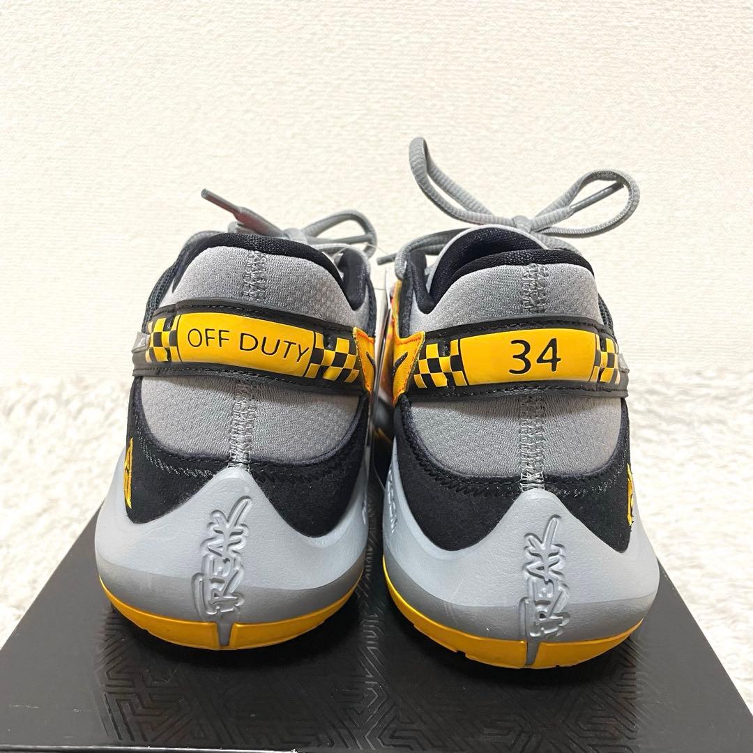 新品 NIKE CK5424-006 バスケットシューズ 27cm